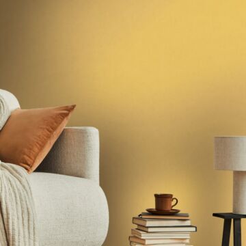 wallpaper plain yellow from Livingwalls